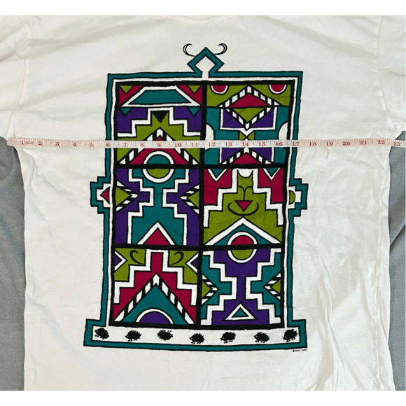 Vintage Don’t Panic Long Sleeve T-Shirt White Aztec Native Graphic Design Sz M - Picture 10 of 10